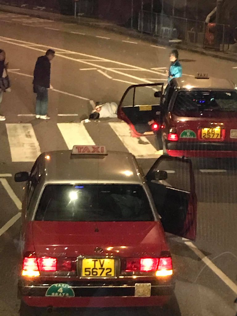 Taxi fails to stop at zebra crossing and knocks a pedestrian ...