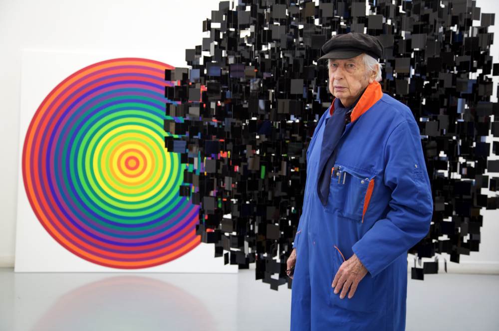 art exhibition by Julio Le Parc at Perrotin Gallery Dimsum Daily