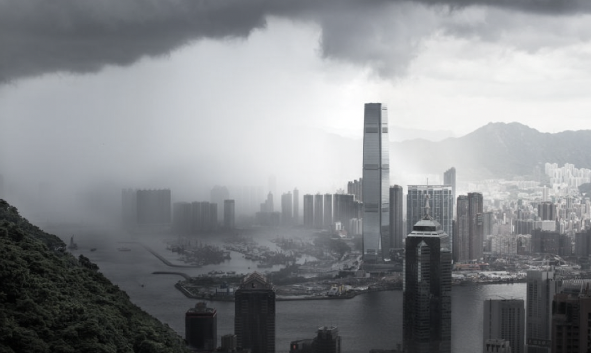 Thunderstorm warning issued by Hong Kong Observatory till 1pm Dimsum