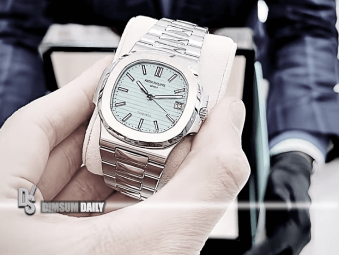 Tiffany-Blue Patek 5711