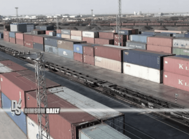 31,210 tonnes of goods sent from Shenzhen to HK - Dimsum Daily