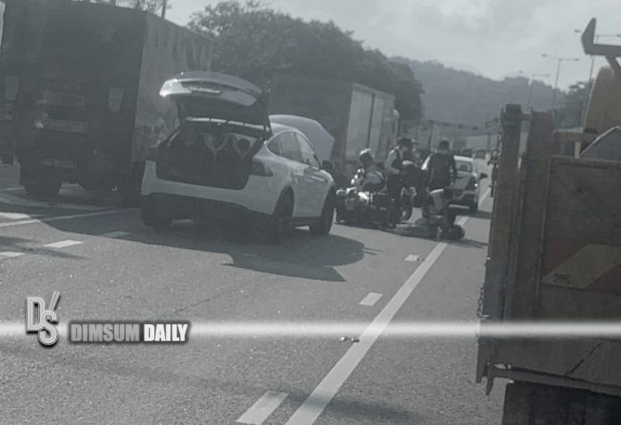Motorcycle collides with wedding car on Tolo Highway, one injury ...