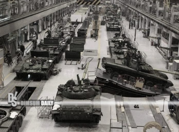 Russia ramps up production of all types of weapons from tanks, guns to ...