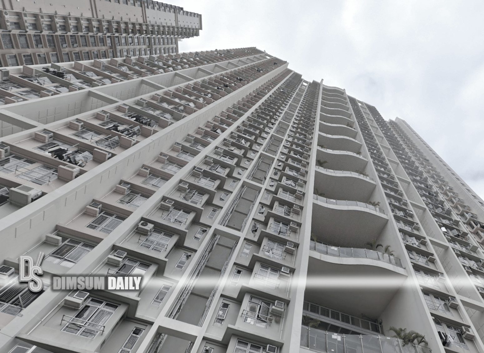 15-year-old high school student in uniform jumps to his death from