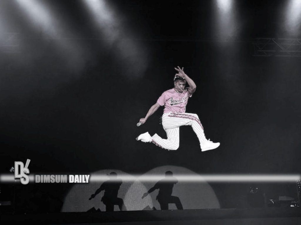 HK singer Aaron Kwok kicks off world tour in Singapore with soldout