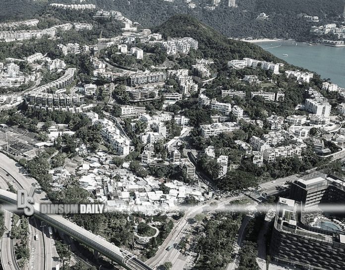 Suspected WWII bomb found at construction site in Deep Water Bay