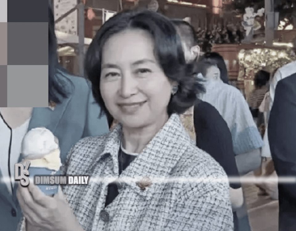 Pansy Ho joins the fun at Tianjin night market, enjoys ice cream and