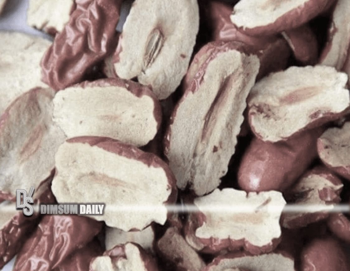 Centre for Food Safety identifies sulphur dioxide in red dates, issues