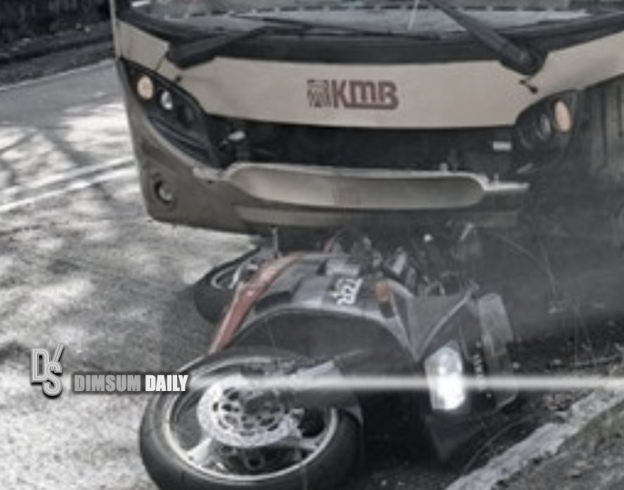 Motorcyclist trapped and dies as KMB bus collides on Route Twisk in Tai ...