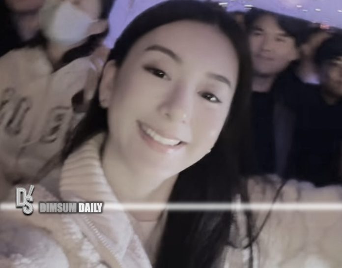 HK singer Aaron Kwok's electrifying performance in Zhejiang, wife Moka ...