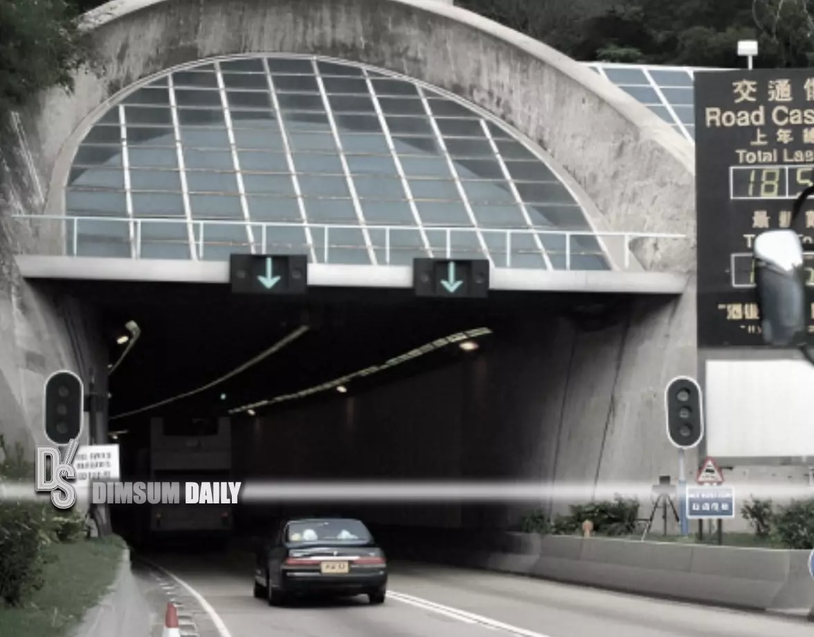 HKeToll implementation in Aberdeen Tunnel to streamline payment process