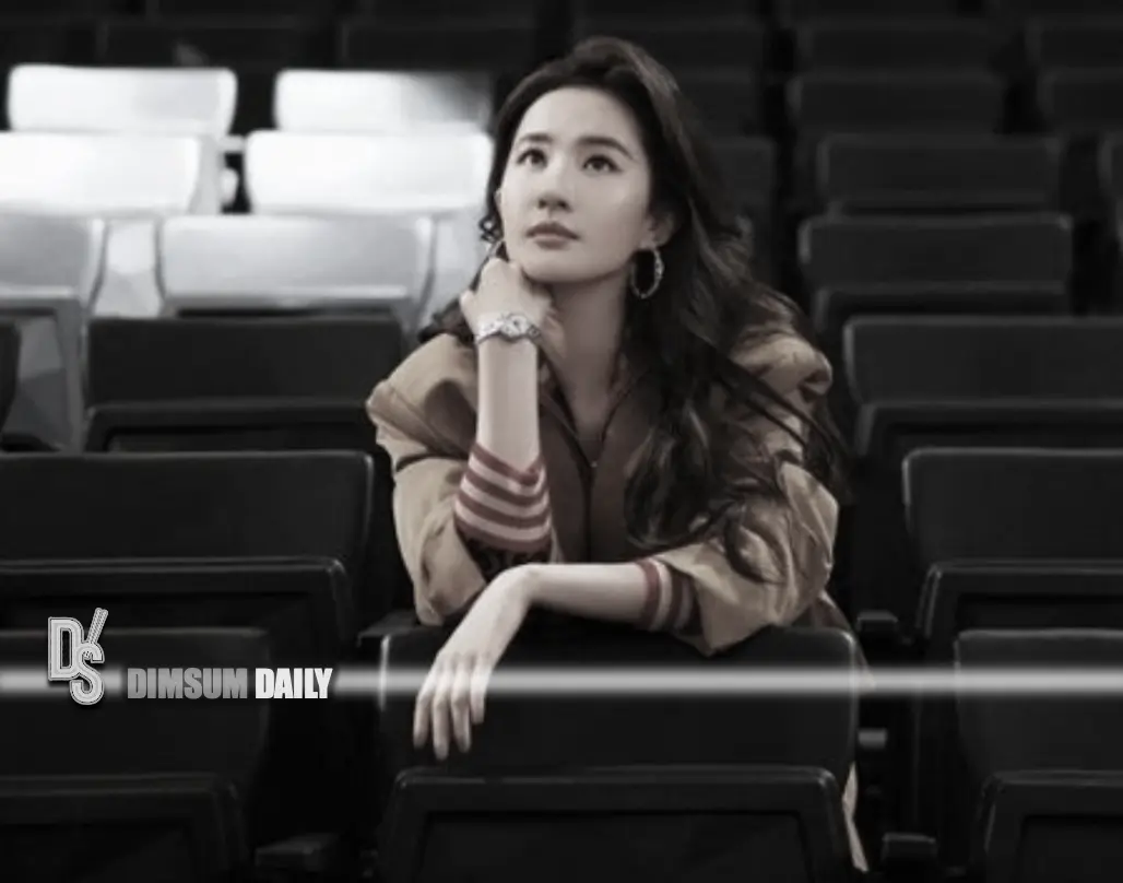 Top Chinese star Liu Yifei makes dazzling appearance at NBA Paris game