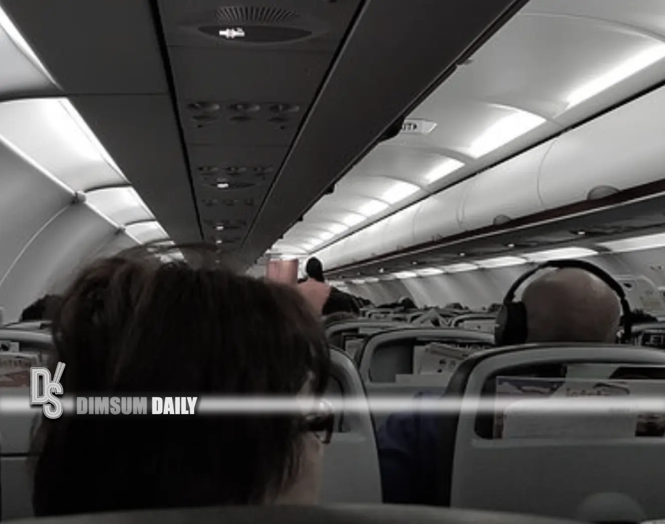 Singaporean authorities apprehend man for stealing over SGD 100,000 from  passenger on Hong Kong-Singapore flight - Dimsum Daily