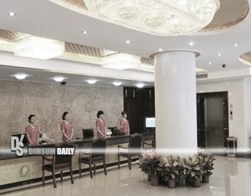 Chinese authorities order hotels not to refuse foreign guests following