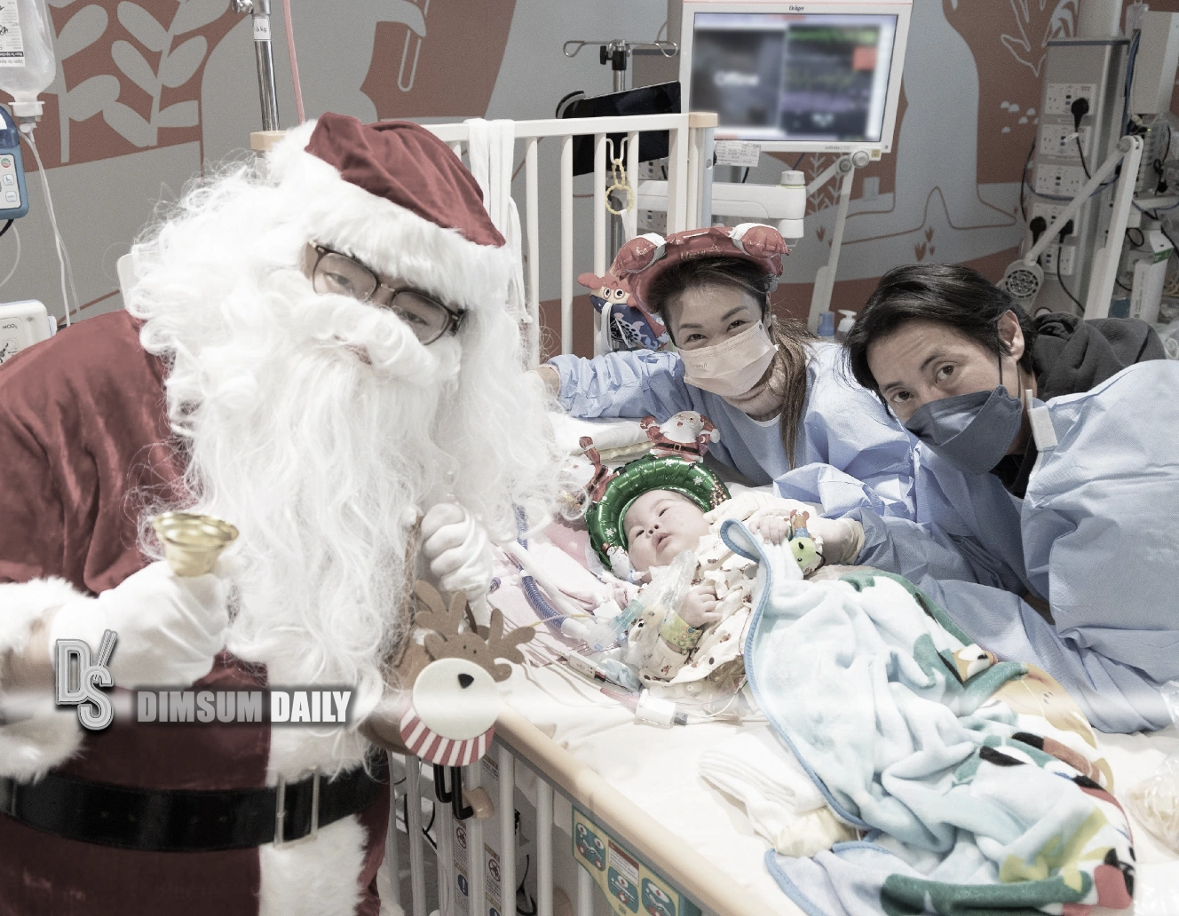 Hong Kong hospitals spread Christmas cheer to paediatric patients