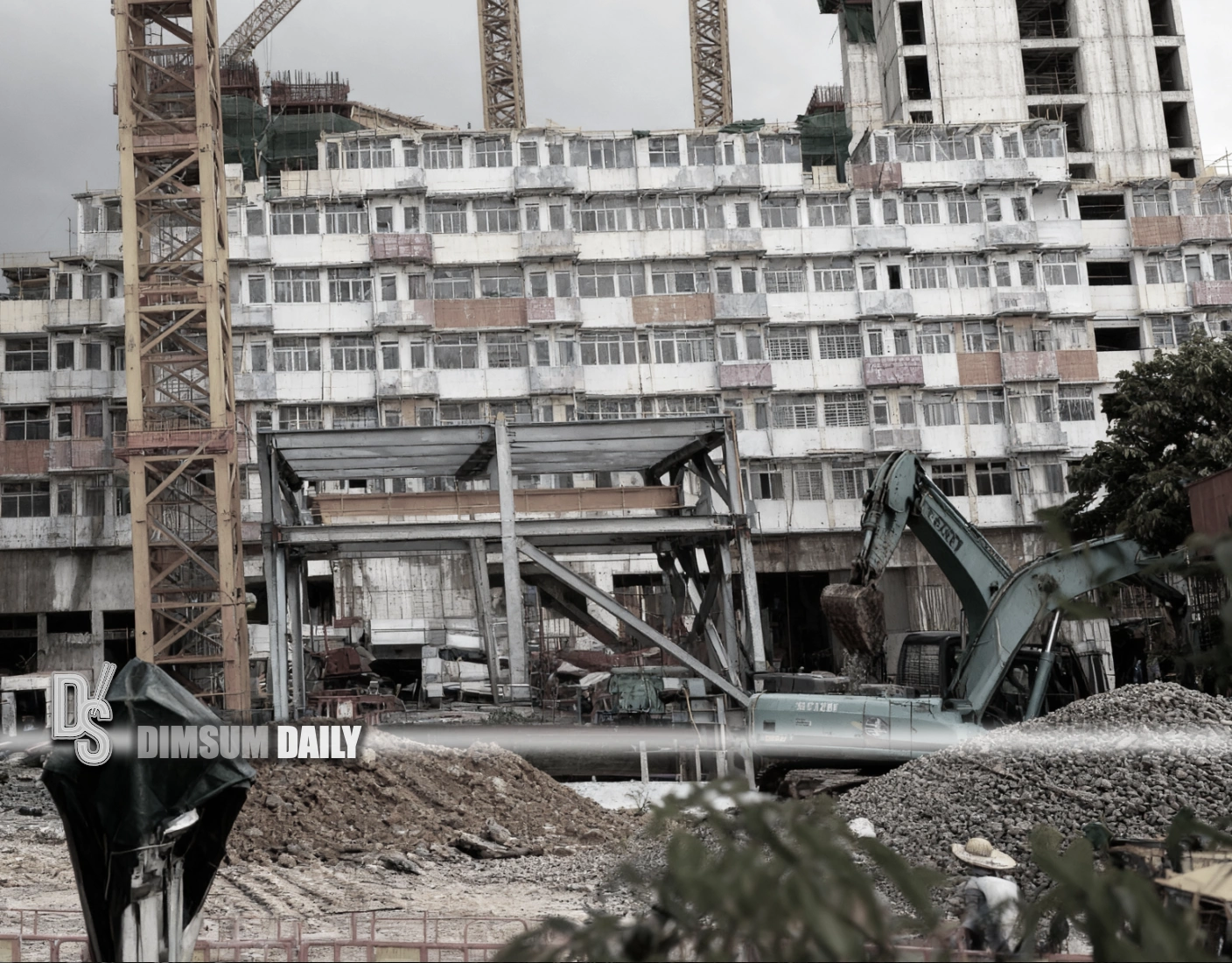 Siu Structure Three light public housing sites under investigation after structural ...