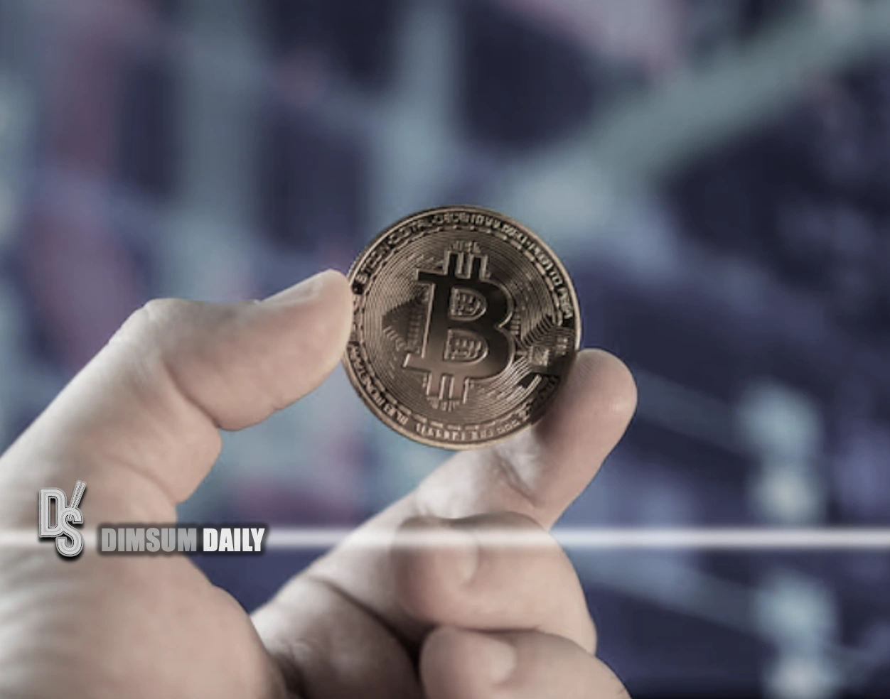 Bitcoin steadies near US$88,000 as markets weigh earnings and Trump tariffs