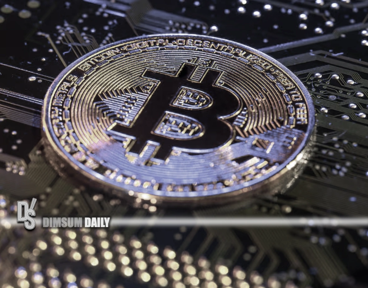 Gold hits record as Bitcoin sinks to two‑month low, reviving debate ...