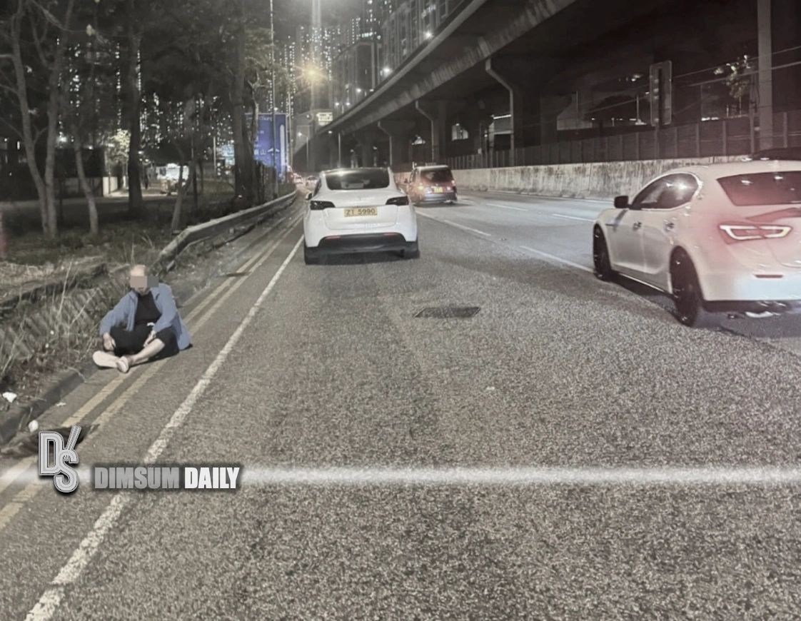 Lin Cheung Rd Elderly man found injured on Lin Cheung Road after wandering from care home
