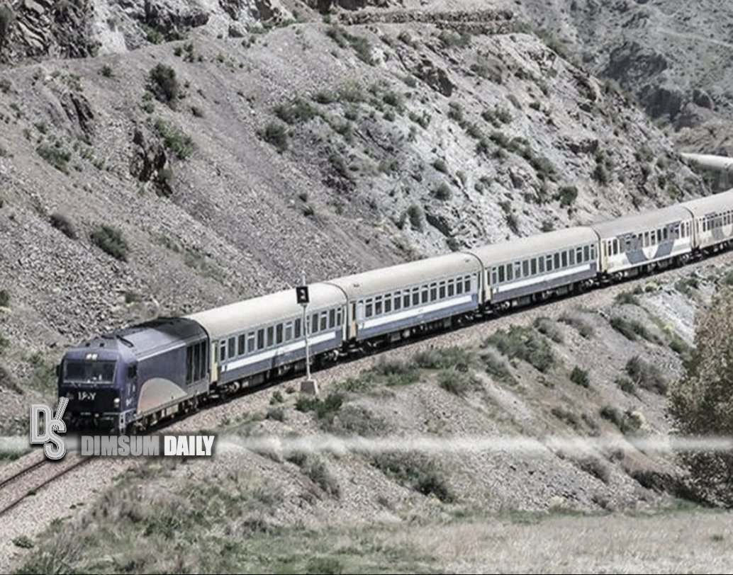 Israel warns Iranians to avoid rail travel