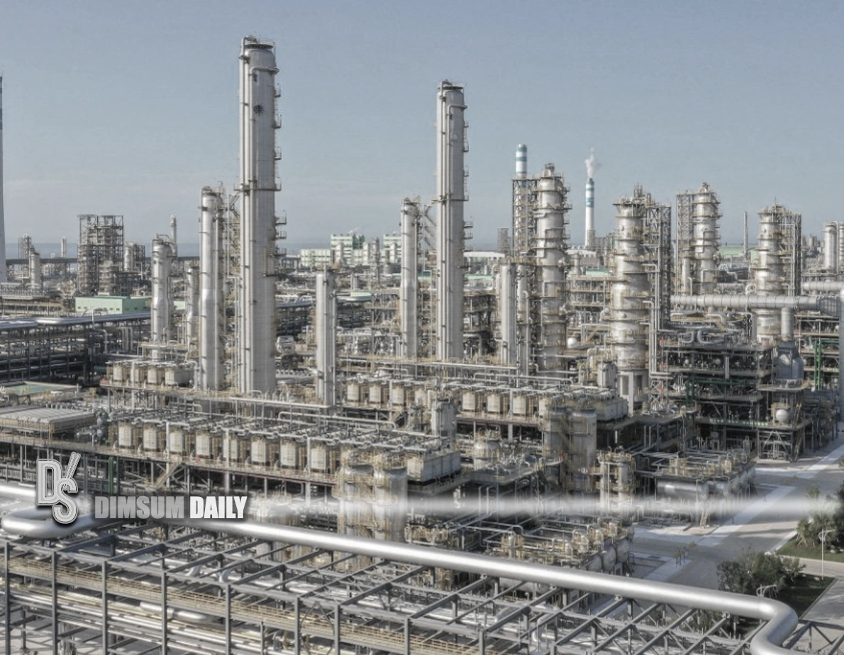 U.S. targets China refinery over Iran oil