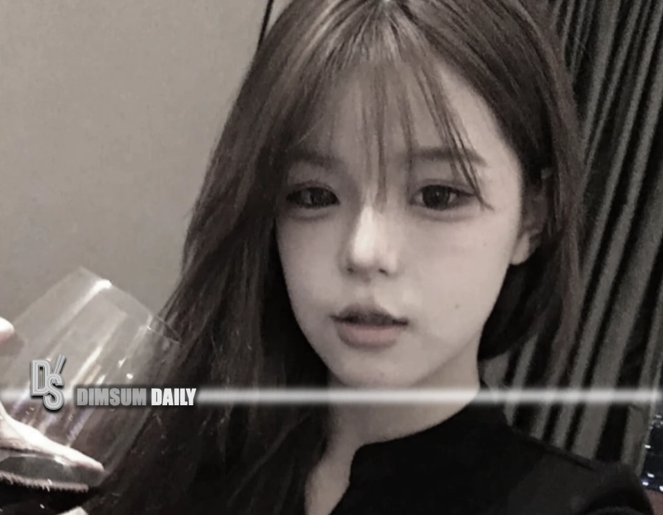 Crocodile tank livestream scandal sees underage influencer banned￼