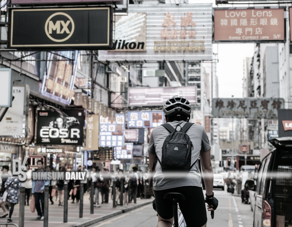 HK govt reviews helmet law as cycling accidents persist