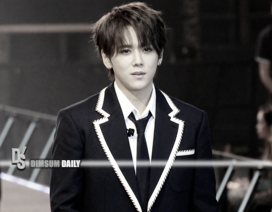 Keung To marks 27th birthday with 6,000 fans at Kai Tak