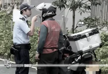 Worker filmed pushing motorcycle on Anderson Road cycle track as police intervene